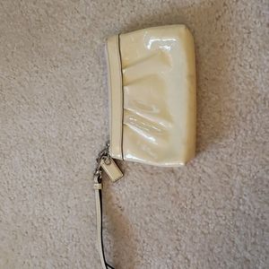 Coach wristlet white
